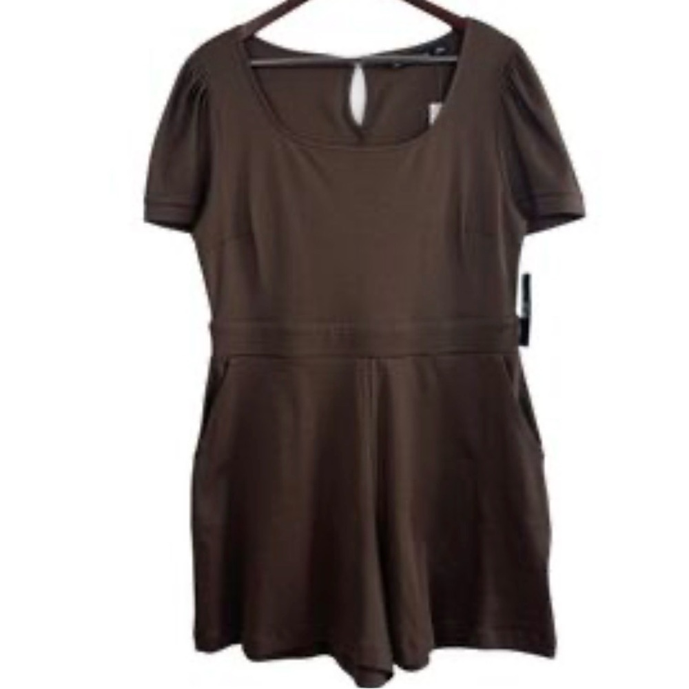 New York & Company Black Short Sleeve Romper Shorts Size L